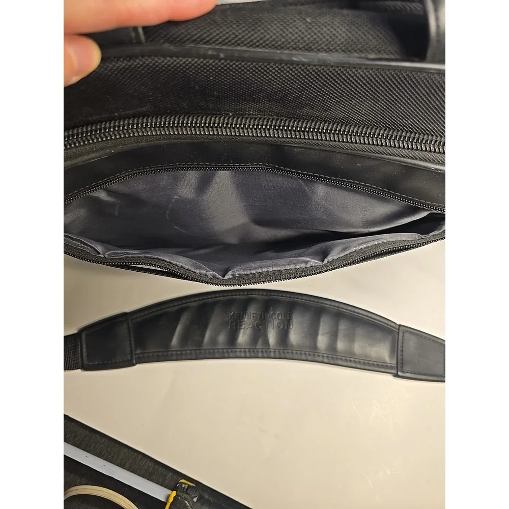 Kenneth Cole Reaction Laptop Business Travel Bag Carry On Black‎ EUC